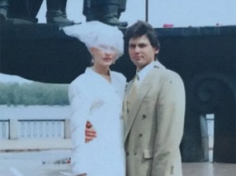 Ольга Сумская отметила серебряную свадьбу и показала архивные фото с мужем