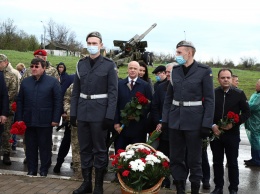 На Мемориале 412-й батареи перезахоронили останки 15 защитников и освободителей Одессы