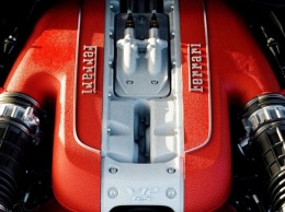 Ferrari не собирается отправлять атмосферный V12 на пенсию