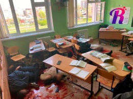 Лужи крови и тела. Опубликован снимок из класса казанской школы, сделанное сразу после расстрела. Фото 18+