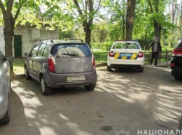 В Киеве владелец собаки напал на прохожих с ножом после замечания