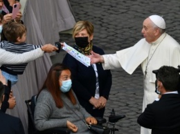 Папа Франциск впервые за полгода провел публичную аудиенцию