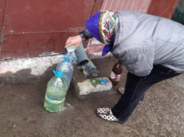 На Днепропетровщине из-за отсутствия воды жители вынуждены пользоваться дождевой (ФОТО)