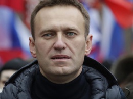 Команда Навального пообещала помочь уволенным за его поддержку