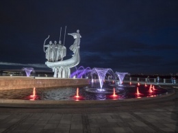 Дождались: в Наводницком парке открыли обновленный фонтан в