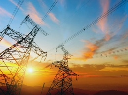 "Потенциальная угроза энергобезопасности": Минэнерго требует запретить импорт электроэнергии из РФ и Беларуси