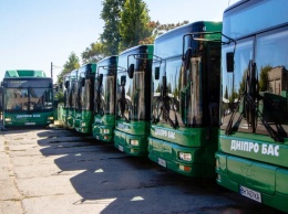 Доедут все: на два маршрута в Днепре выйдут большие автобусы