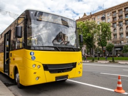 Киев ужесточает требования к перевозчикам - теперь с английским, кондиционерами и без шансона