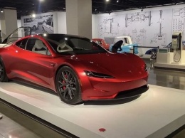 Tesla Roadster сможет разгоняться до «сотни» за 1,1 секунды при помощи технологий SpaceX