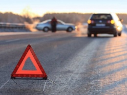 В Киевской области произошло смертельное ДТП: автомобиль сбил пенсионерку