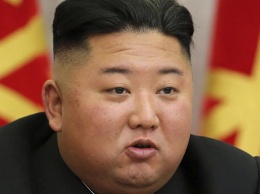 Ким Чен Ын запретил модные прически и джинсы