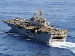 В Средиземное море вошла группа десантных кораблей США с батальоном морской пехоты на борту