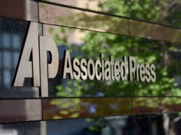 Associated Press считает, что домашний арест Медведчука - это часть масштабной кампании против украинской оппозиции