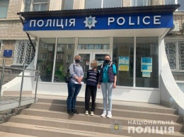 Переночевала у знакомой и пошла гулять: в Бердянске полиция искала 14-летнюю девушку