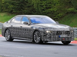 Немцы показали новое поколение седана BMW 7. Пока в камуфляже