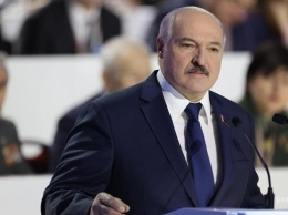 Лукашенко обещает демократичный референдум по Конституции