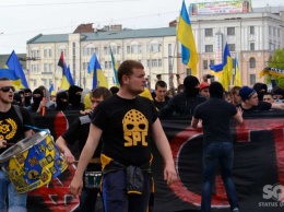 Футбольные фанаты пройдут маршем по центру Харькова