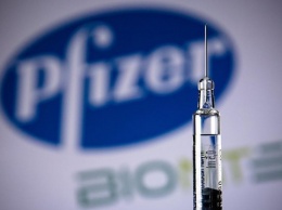 Во Франции расследуют, платила Россия блогерам за клевету на вакцину Pfizer - WSJ