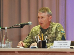 Боевого генерала, возглавлявшего ХНУВС, уволили без права носить форму и пенсии из-за аварии АН-26