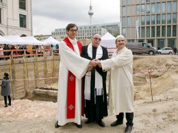 В Берлине заложили общий храм для трех конфессий
