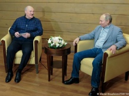 Саммит на фоне скандала и санкций. Поможет ли Путин Лукашенко?