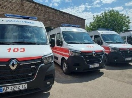 Реанимация на колесах: запорожские медики получили 26 новых "скорых", - ФОТО