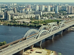 Укрзализныця объявила тендер на достройку Дарницкого моста в Киеве