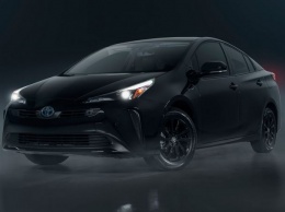 Toyota Prius получил «темную» версию Nightshade Edition