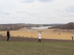 Житель Харьковщины захватил участок с памятником археологии и засеял его пшеницей