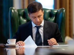 Зеленский хочет переписать закон «О предотвращении коррупции»