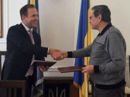 "Укравтодор" подписал меморандум с компанией Bechtel по реализации окружной дороги Киева