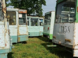В сети показали уничтоженный трамвайный парк в Луганске после прихода "русского мира". Фото