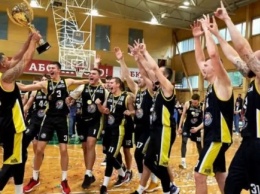 Одесская «Бипа» выиграла чемпионат Украины по баскетболу среди команд высшей лиги