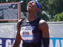 Быстрее молнии: 17-летний американский бегун побил мировой рекорд