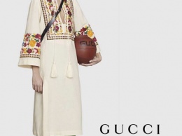 В Индии высмеяли тунику от Gucci за $3500 - на местных рынках такие продают в 500 раз дешевле