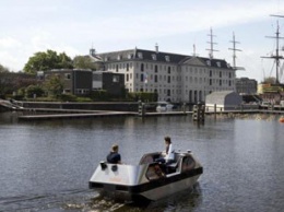 В Амстердаме начали тестировать беспилотные электрические лодки
