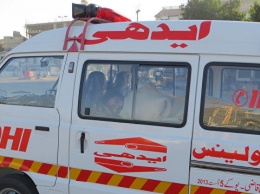 В Пакистане микроавтобус сорвался в пропасть: семеро погибших