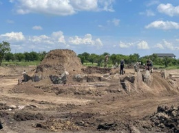 Подземные камни в кургане: как проходят раскопки «днепровского Стоунхенджа»