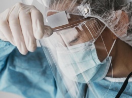 Готовились к самому худшему: в больницу Днепра попал мужчина с 100% поражением легких