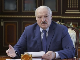 В Украине Лукашенко лишили почетного звания