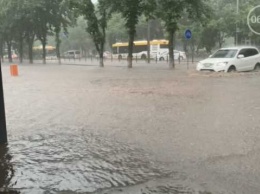 В Мариуполе потоп. За час выпало полмесячной нормы осадков