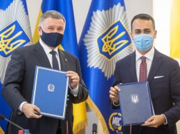 Украина и Италия подписали межправсоглашение о полицейском сотрудничестве