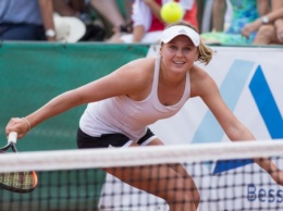 Теннисистка Козлова выиграла три поединка в Ноттингеме