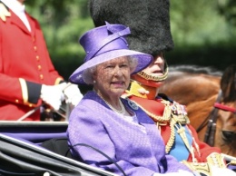 Зеленский поздравил королеву Великобритании с официальным днем ​​рождения