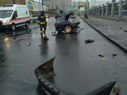 Авто разорвало на части: в сети появилось видео момента ДТП возле Одесского жд