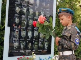 Семь лет назад оккупанты сбили Ил-76 - в Украине чтят память погибших