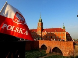 Варшава упростила выдачу виз белорусам