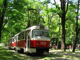 В Днепре первый трамвай на две недели изменит маршрут