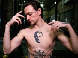 «Самым сложным будет удалить Путина»: Сергей Полунин потихоньку избавляется от своих татуировок