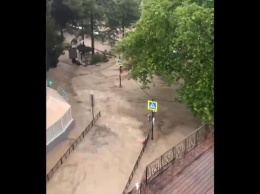 Наводнение в Ялте: началась эвакуация людей